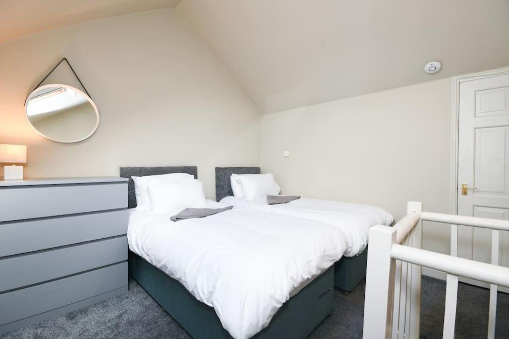 Cottage Style 3 Bedroom House - Close To City Centre & The Peaks Chesterfield Exteriör bild