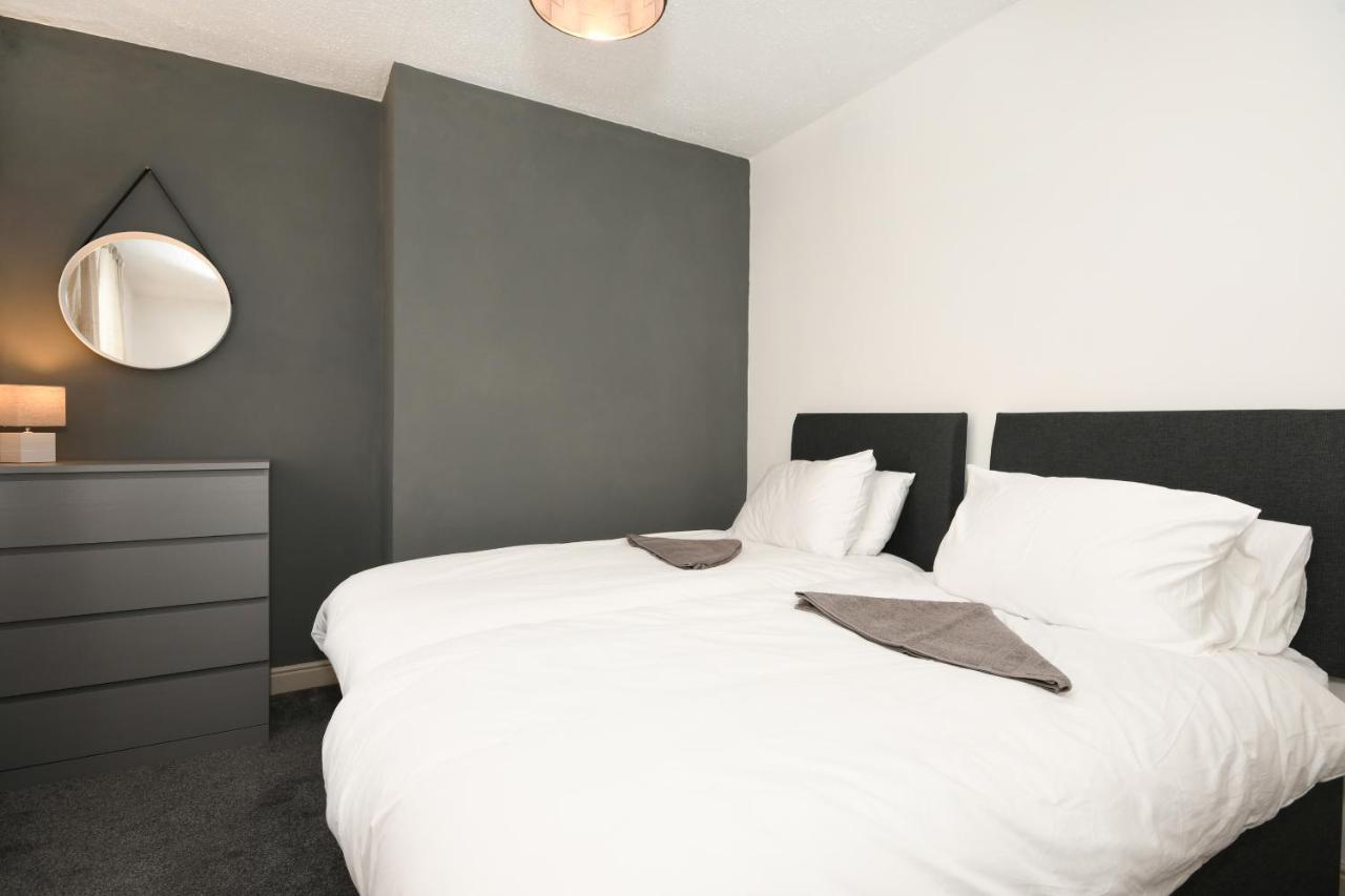 Cottage Style 3 Bedroom House - Close To City Centre & The Peaks Chesterfield Exteriör bild