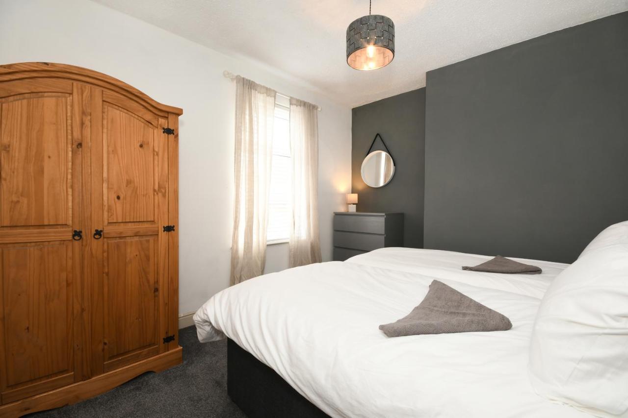 Cottage Style 3 Bedroom House - Close To City Centre & The Peaks Chesterfield Exteriör bild